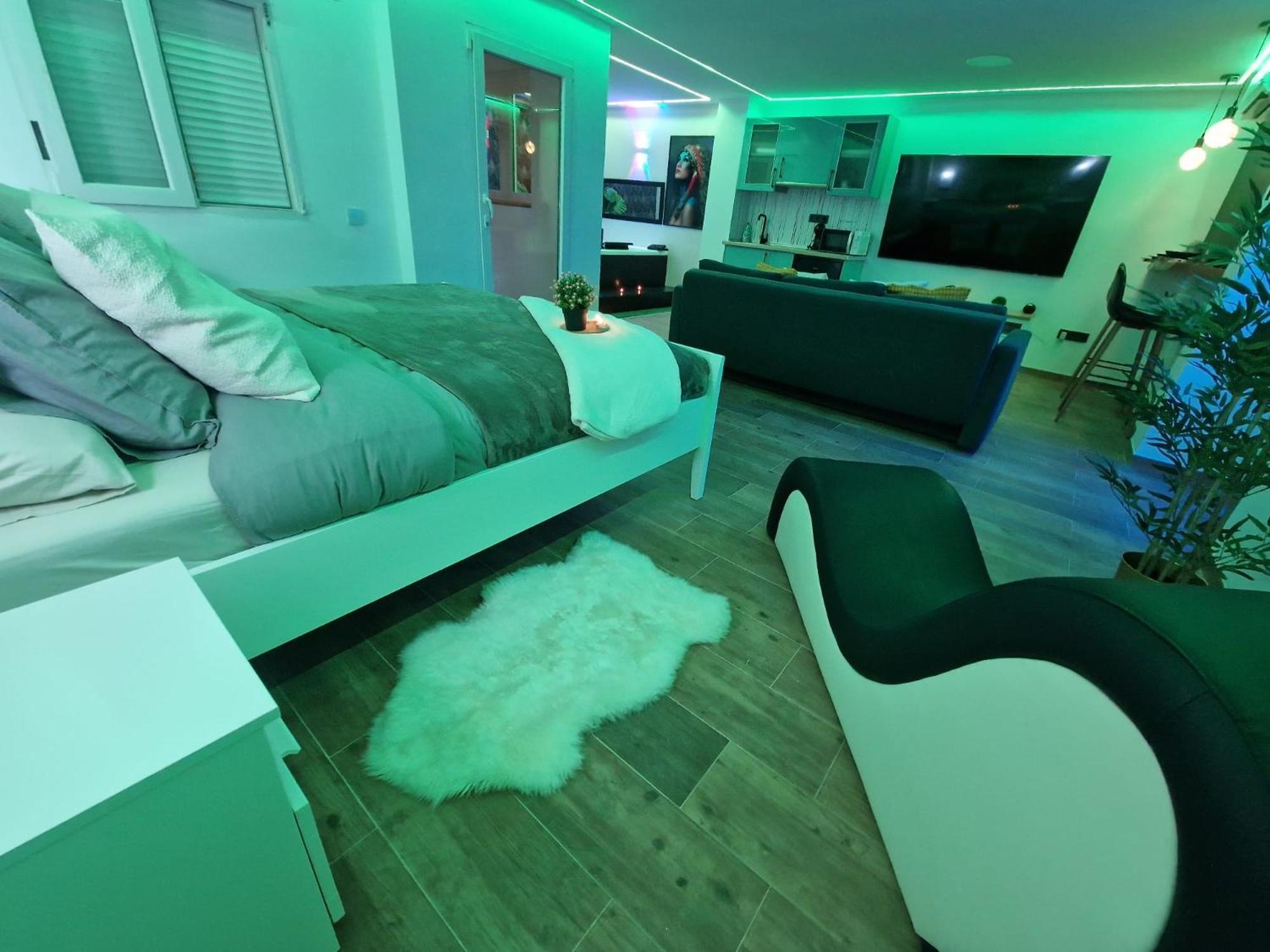 Con Jacuzzi Y Terraza Junto Al Centro Apartment *